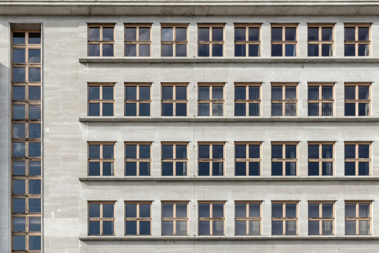 man's eye view of multi-storey building